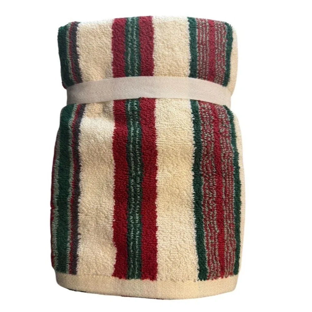 Brooks Brothers Christmas Hand Towels Luxury Thick Red Green Cream Set of 2